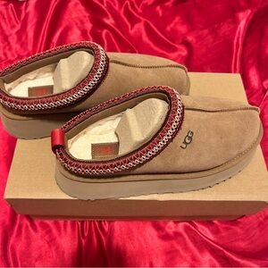 UGG Women's Brown Slippers